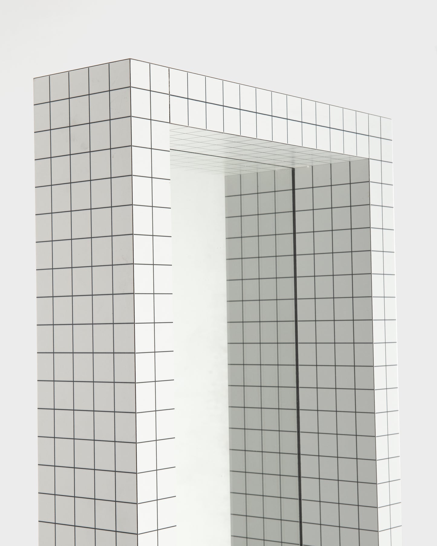 Quaderna Mirror 476